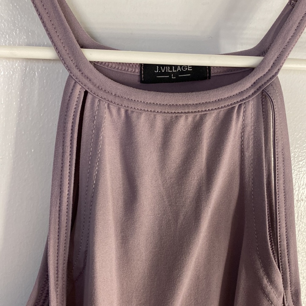 Lavender top - Picture 2 of 2